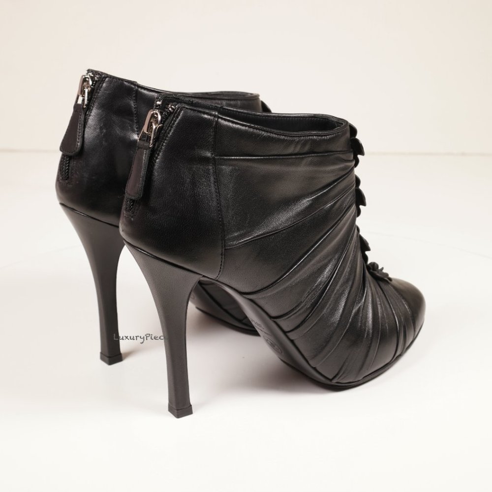 Amazing Chanel Black Leather Camelia Ankle Boots Heels RARE - Picture 5 of 13